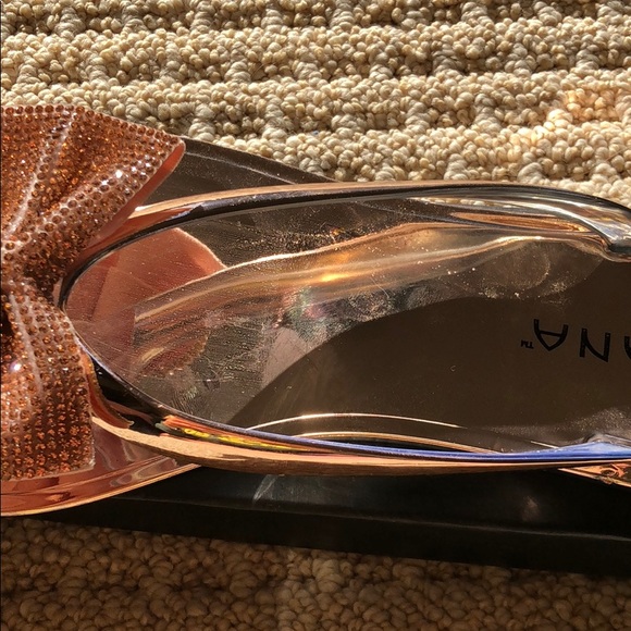 Brand new Rose gold sparkle bowed sandals!  Gorge! - Picture 4 of 8